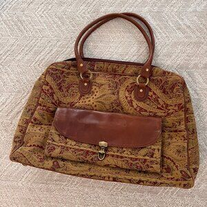 Versatile carpeted/knit shoulder bag